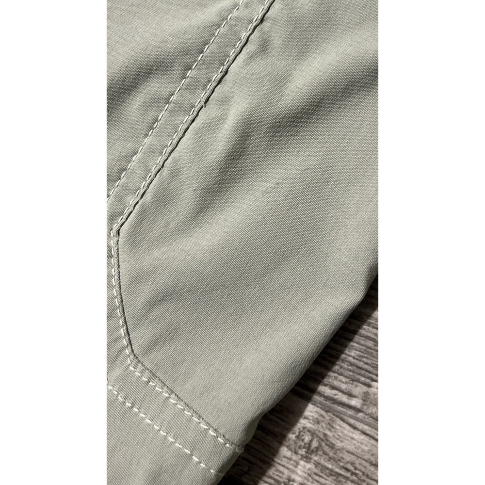 KUHL Women's Kliffside Performance Cargo Pocket Beige 11.5" Shorts Size 10 (32") - Picture 14 of 14